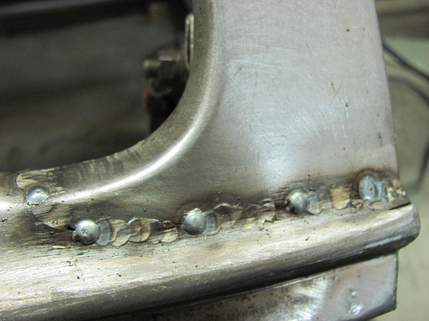 WHAT IS THE PROPER WAY TO WELD PATCH PANELS WITH A MIG